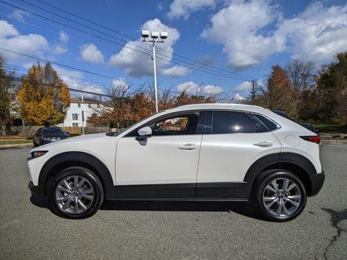 Photo 5 of 28 of 2022 Mazda CX-30 Premium Package