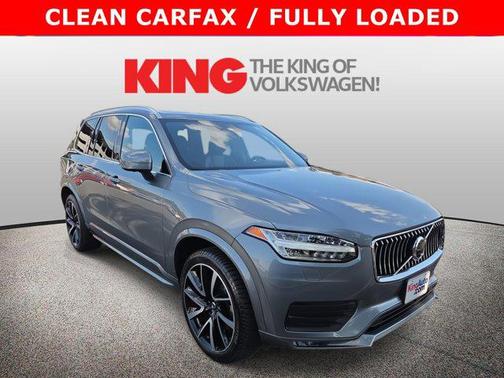 2020 Volvo XC90 T6 Momentum