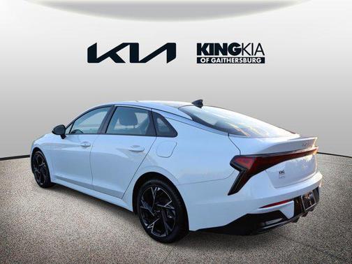 Snow White Pearl 2025 Kia K5 GT-Line