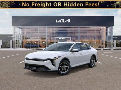 2026 Kia K4 LXS