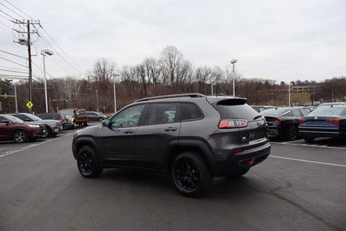 2019 Jeep Cherokee Trailhawk