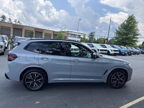 2023 BMW X3 M40i