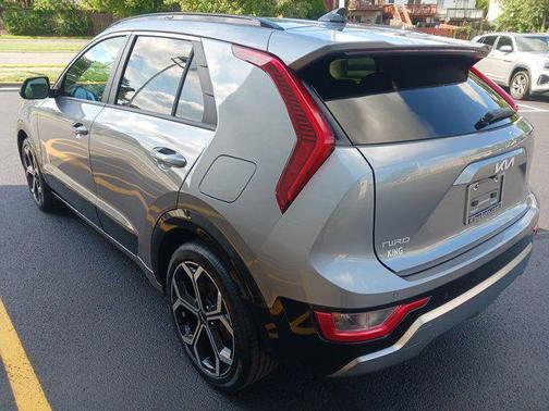 2023 Kia Niro Touring