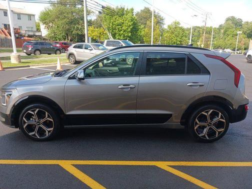 2023 Kia Niro Touring