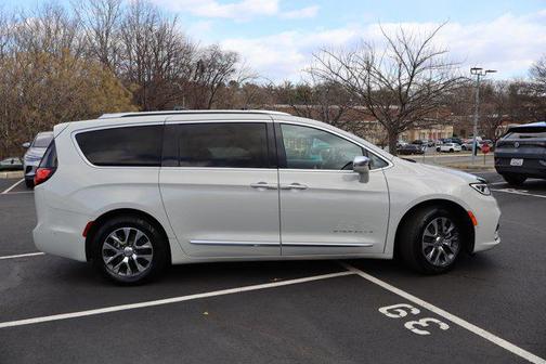 2021 Chrysler Pacifica L