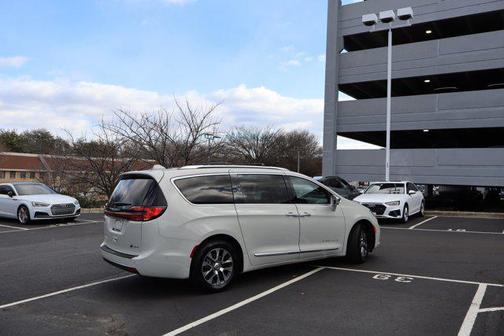 2021 Chrysler Pacifica L