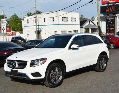 White 2019 Mercedes-Benz GLC 300 4MATIC