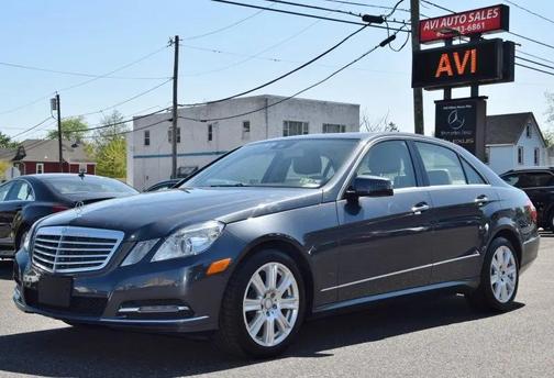 Gray 2013 Mercedes-Benz E-Class 4MATIC
