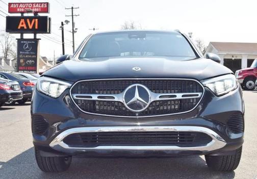 Black 2024 Mercedes-Benz GLC 300 4MATIC