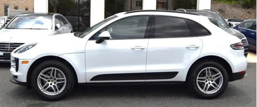 White 2019 Porsche Macan Macan