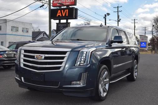 2019 Cadillac Escalade ESV Luxury