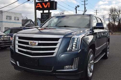 2019 Cadillac Escalade ESV Luxury