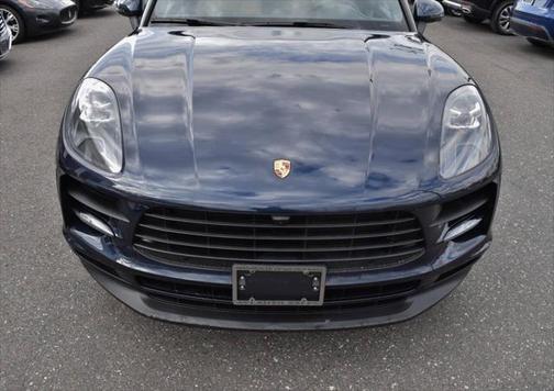 2021 Porsche Macan Base