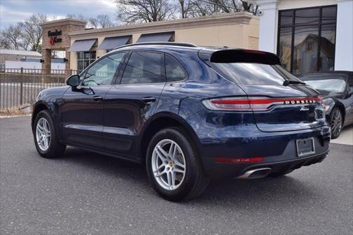 2021 Porsche Macan Base