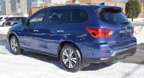 2019 Nissan Pathfinder SL