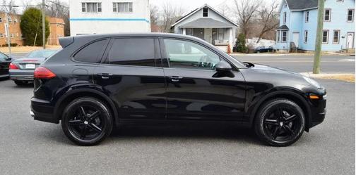 2016 Porsche Cayenne Cayenne