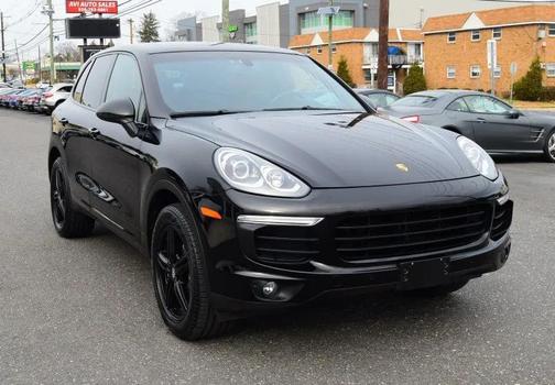 2016 Porsche Cayenne Cayenne
