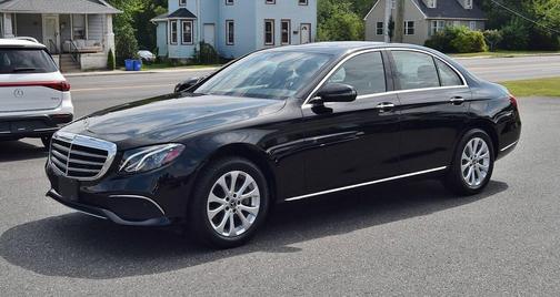 2018 Mercedes-Benz E-Class 4MATIC