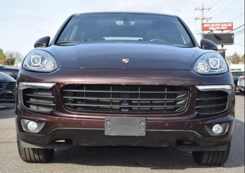 2016 Porsche Cayenne Cayenne