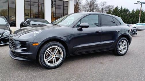 2021 Porsche Macan Base
