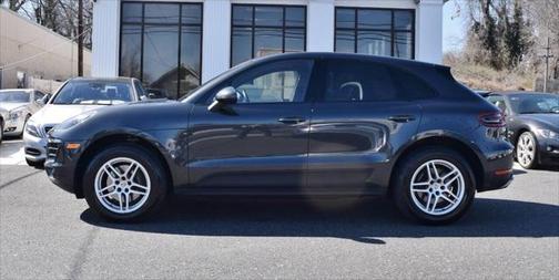 2017 Porsche Macan Base