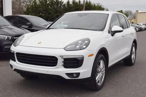 White 2016 Porsche Cayenne Cayenne