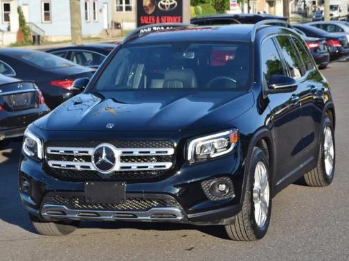 Black 2020 Mercedes-Benz GLB 250 4MATIC