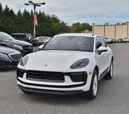 2023 Porsche Macan 