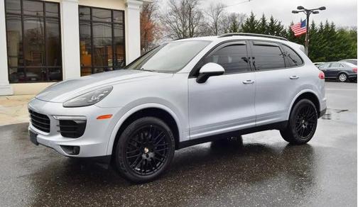 2018 Porsche Cayenne Platinum Edition