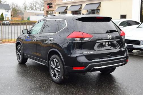 2020 Nissan Rogue SV