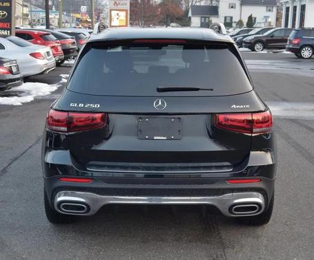2021 Mercedes-Benz GLB 250 4MATIC