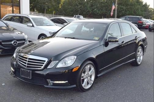 Black 2013 Mercedes-Benz E-Class 4MATIC
