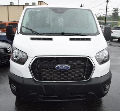 Oxford White 2025 Ford Transit-250 Base
