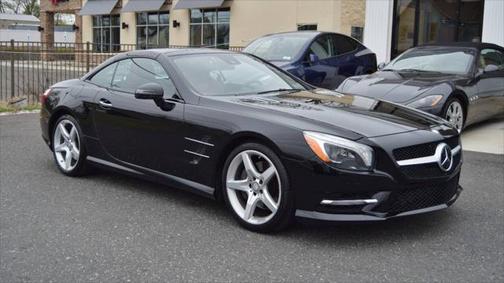 2016 Mercedes-Benz SL-Class SL 550 2dr Convertible