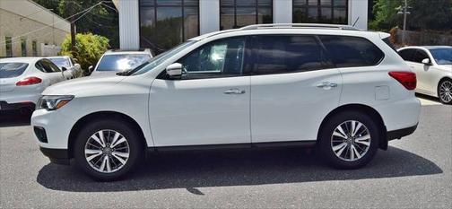 2018 Nissan Pathfinder S