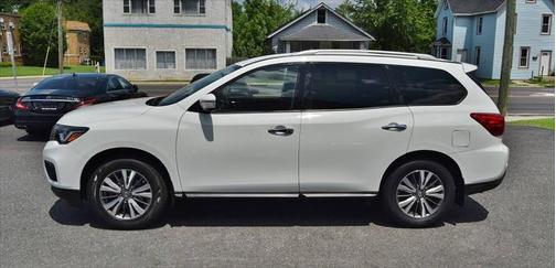 2018 Nissan Pathfinder S