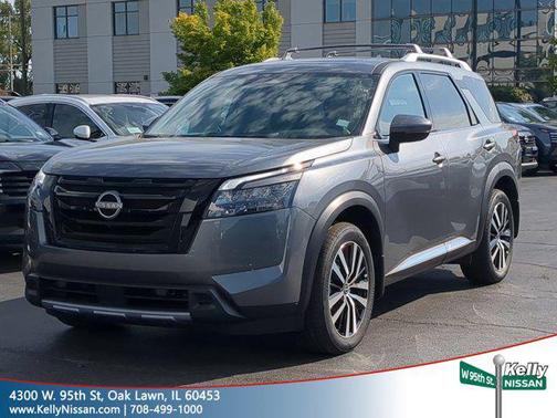 2025 Nissan Pathfinder Platinum 4WD