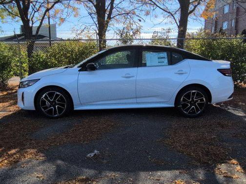 2025 Nissan Sentra SR