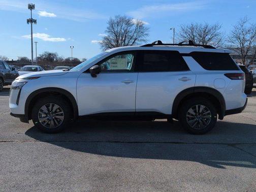 2026 Nissan Pathfinder SV