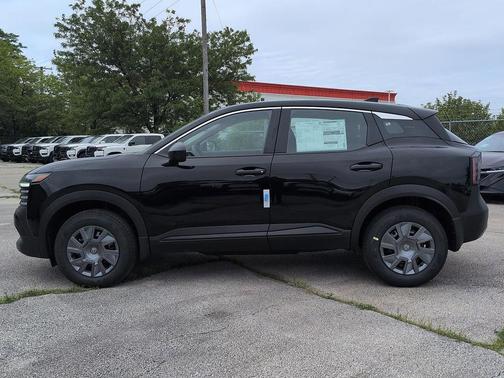 Super Black 2026 Nissan Kicks S
