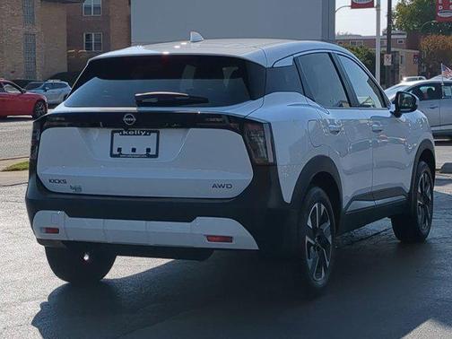 2025 Nissan Kicks SV