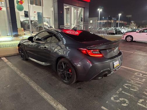 2025 Toyota GR86 Premium