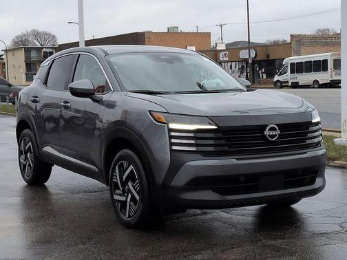 2025 Nissan Kicks SV