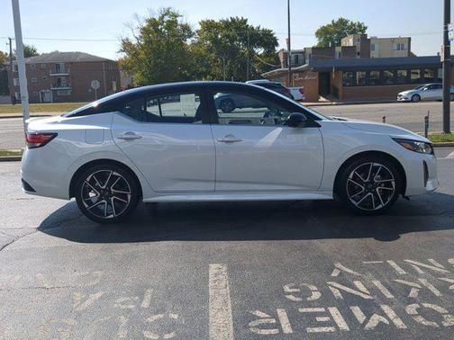 2025 Nissan Sentra SR
