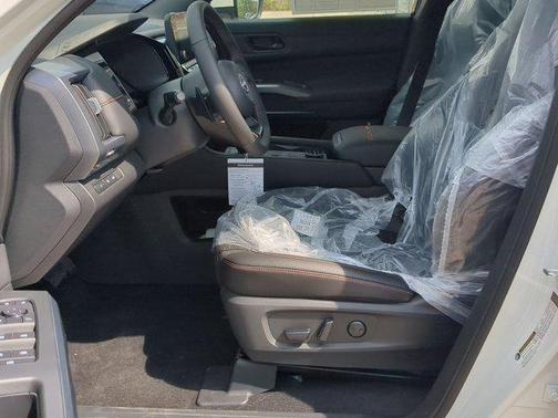 2025 Nissan Pathfinder Rock Creek 4WD