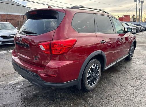 2020 Nissan Pathfinder SL 4WD