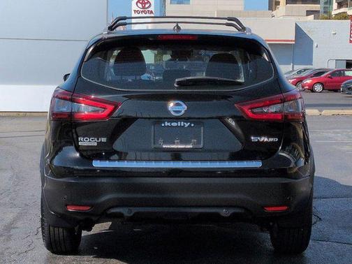 2020 Nissan Rogue Sport SV
