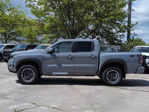 Boulder Gray Pearl 2026 Nissan Frontier PRO-4X