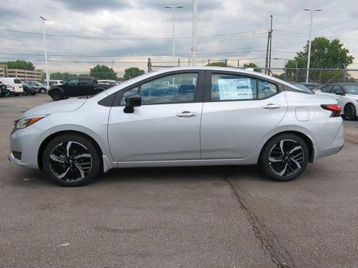 2025 Nissan Versa 1.6 S