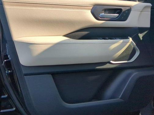 2025 Nissan Armada Platinum Reserve 4WD